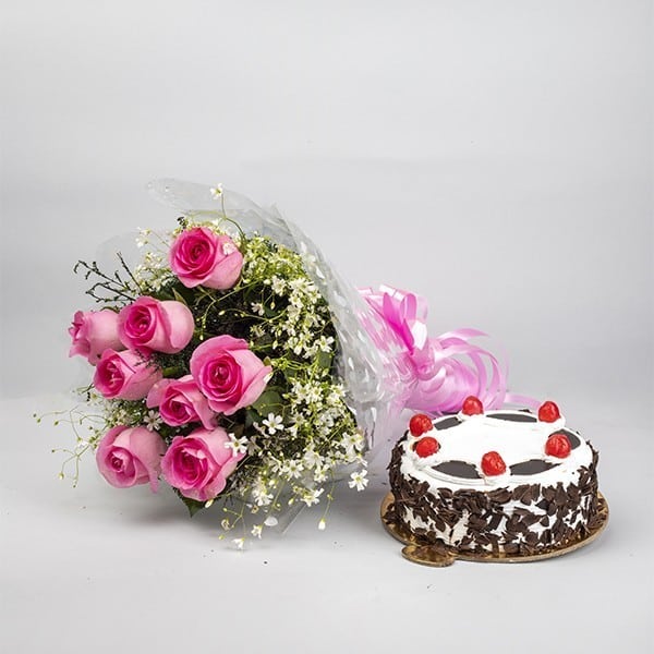 Rose Bunch with Cake