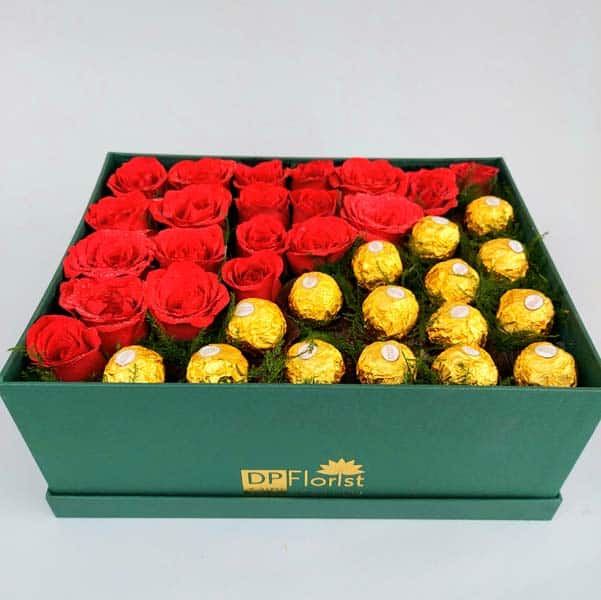 Red Roses with Ferrero Rocher in Green Box
