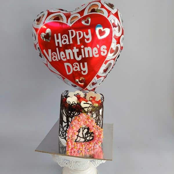 Valentines Balloon with Designer Cake