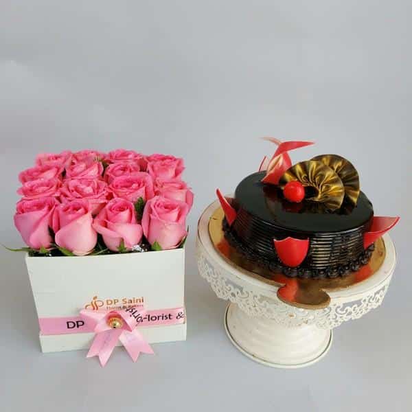Rose Box with Cake