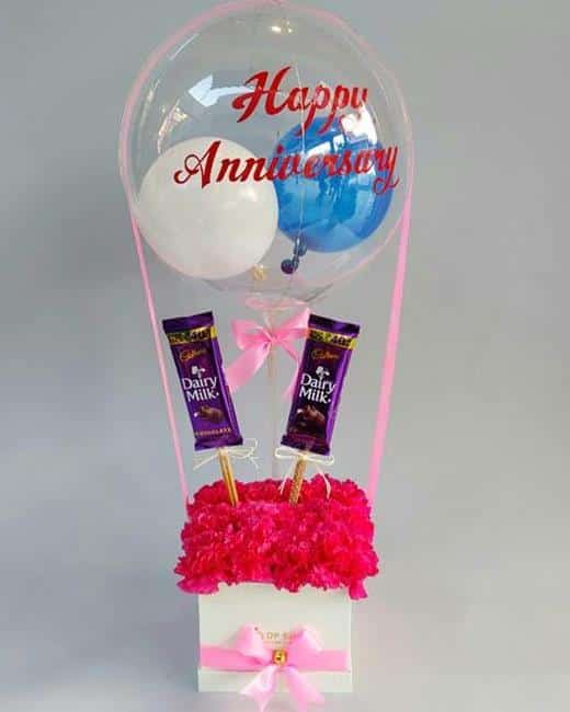 Air Balloon with Carnation in Box
