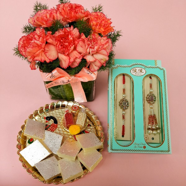 Bhaiya Bhabhi Rakhi with Fresh Flowers
