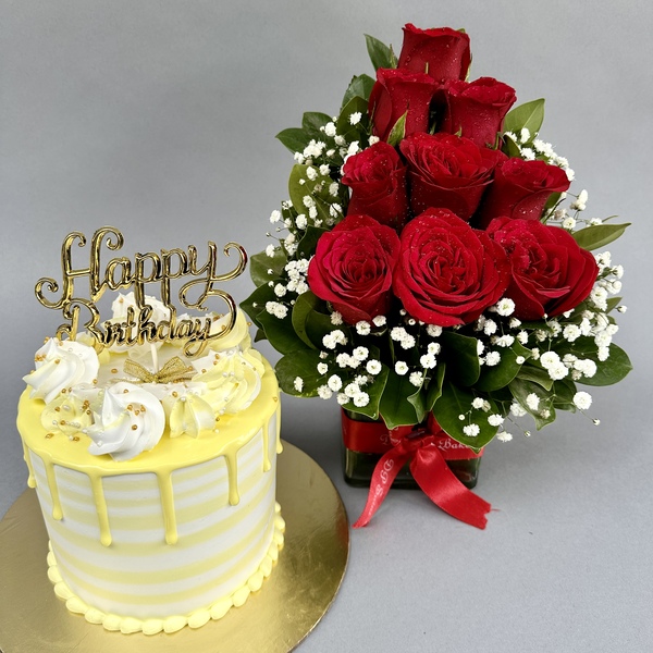 Red Rose in Vase with Butterscoth Cake