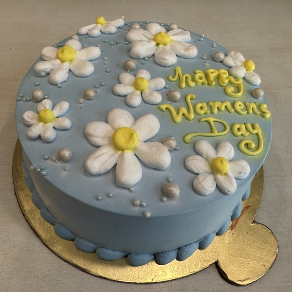 Happy Women's Day Floral Icing Cake (Half kg)
