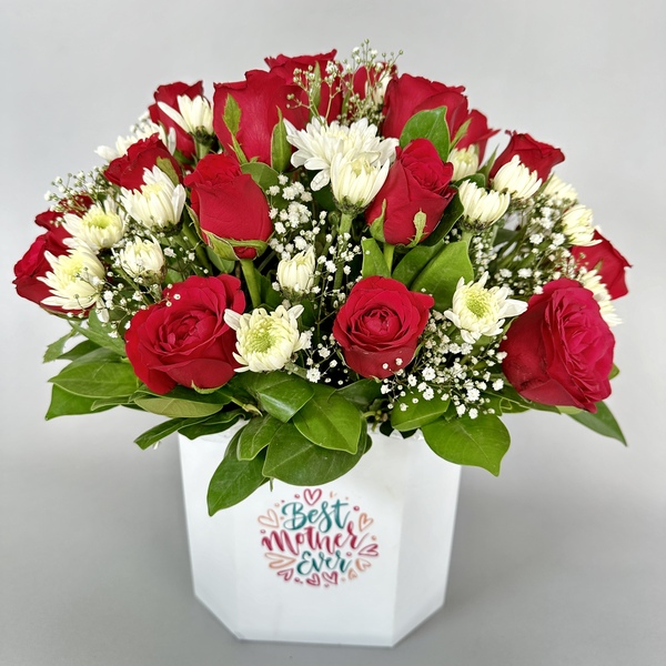 Red Roses & Daisy in Box