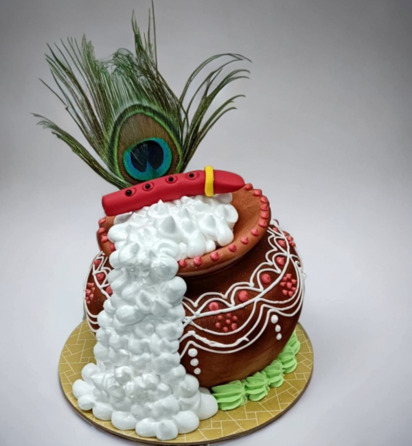 Krishna Matki Cake